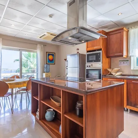 Villa Palma - Sunset Sea Views With Pool, Jacuzzi, Sauna And Games