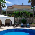 Palma - Sunset Sea Views With Pool, Jacuzzi, Sauna And Games וילה