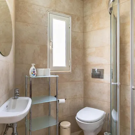 Palma - Sunset Sea Views With Pool, Jacuzzi, Sauna And Games Mellieha