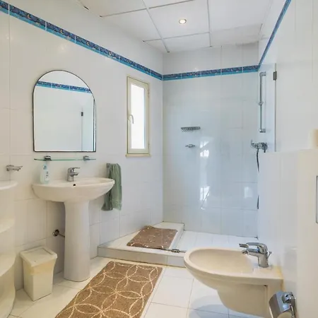 Palma - Sunset Sea Views With Pool, Jacuzzi, Sauna And Games Mellieha