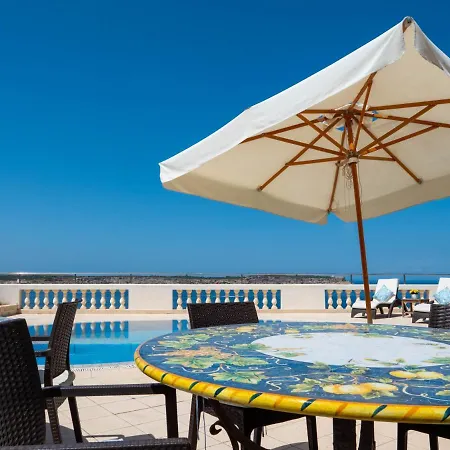 Palma - Sunset Sea Views With Pool, Jacuzzi, Sauna And Games Vilă Mellieħa