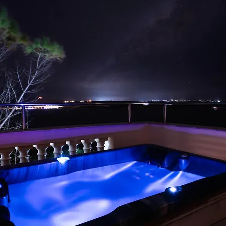 Vilă Palma - Sunset Sea Views With Pool, Jacuzzi, Sauna And Games