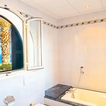 Palma - Sunset Sea Views With Pool, Jacuzzi, Sauna And Games *
