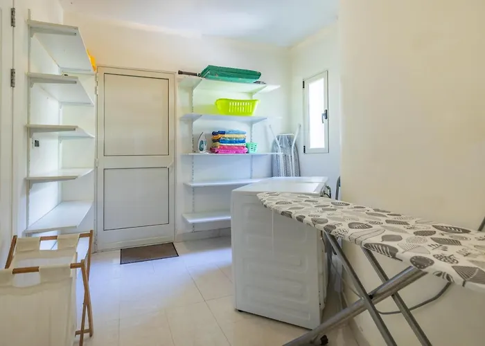 Palma - Sunset Sea Views With Pool, Jacuzzi, Sauna And Games 梅利哈