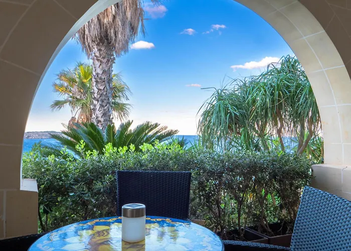 Vilă Palma - Sunset Sea Views With Pool, Jacuzzi, Sauna And Games *