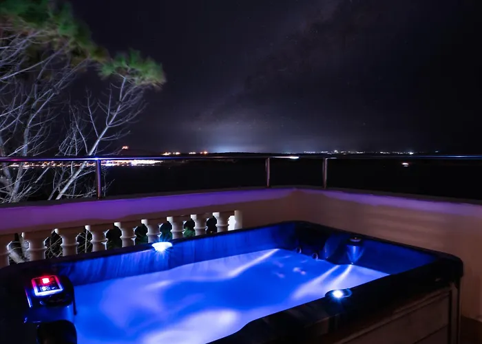 别墅 Palma - Sunset Sea Views With Pool, Jacuzzi, Sauna And Games